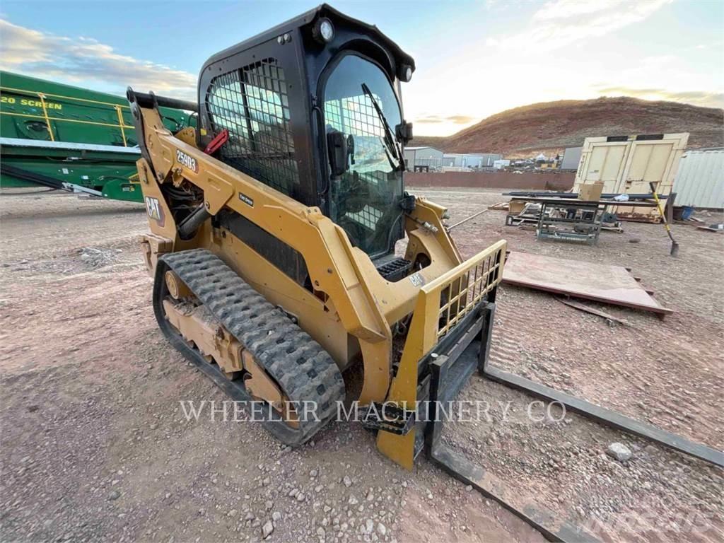 CAT 259D3 C3H2 クローラーローダー