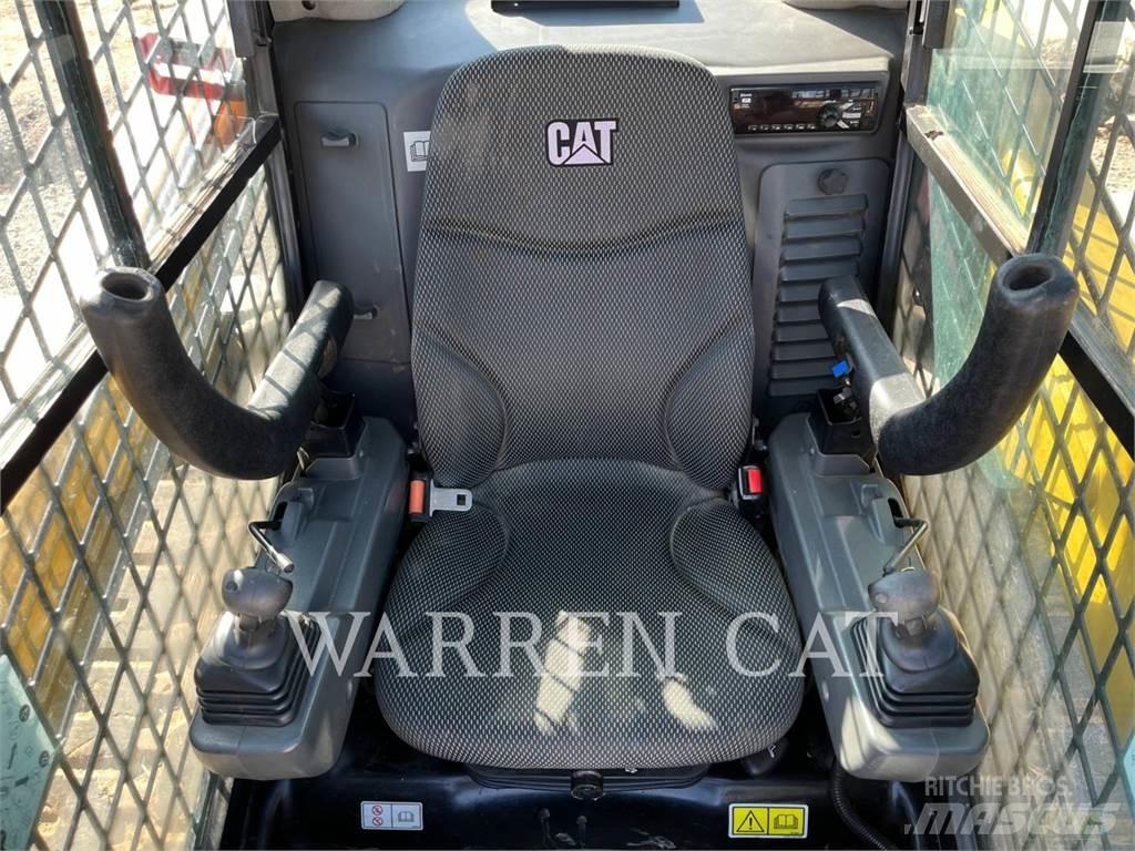CAT 259D3 C3H2 クローラーローダー