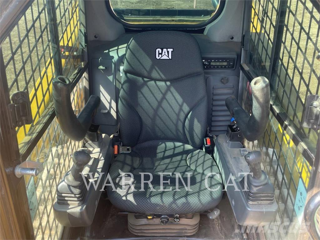 CAT 259D3 C3H2 クローラーローダー