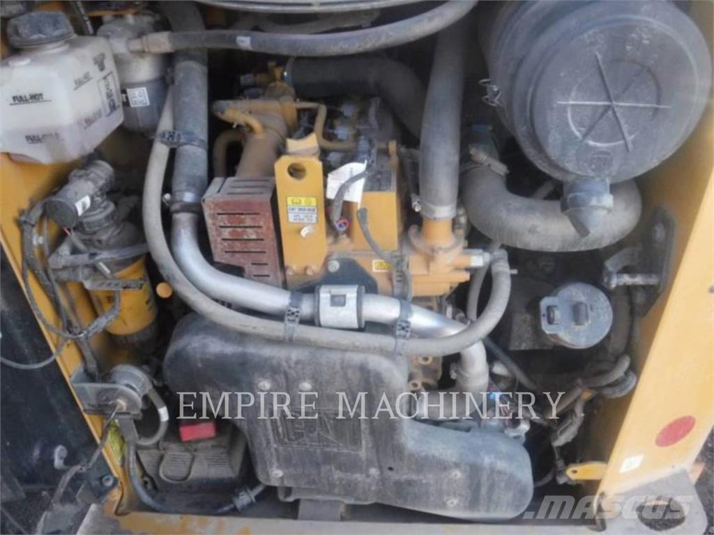 CAT 259D3 CA スキッドステアローダー