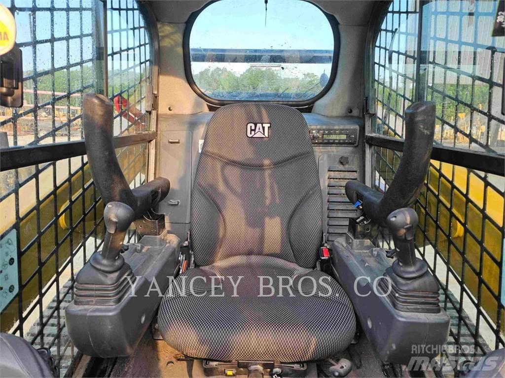 CAT 259D3 HF スキッドステアローダー