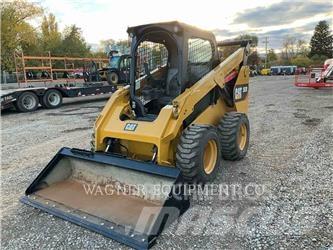 CAT 262D スキッドステアローダー
