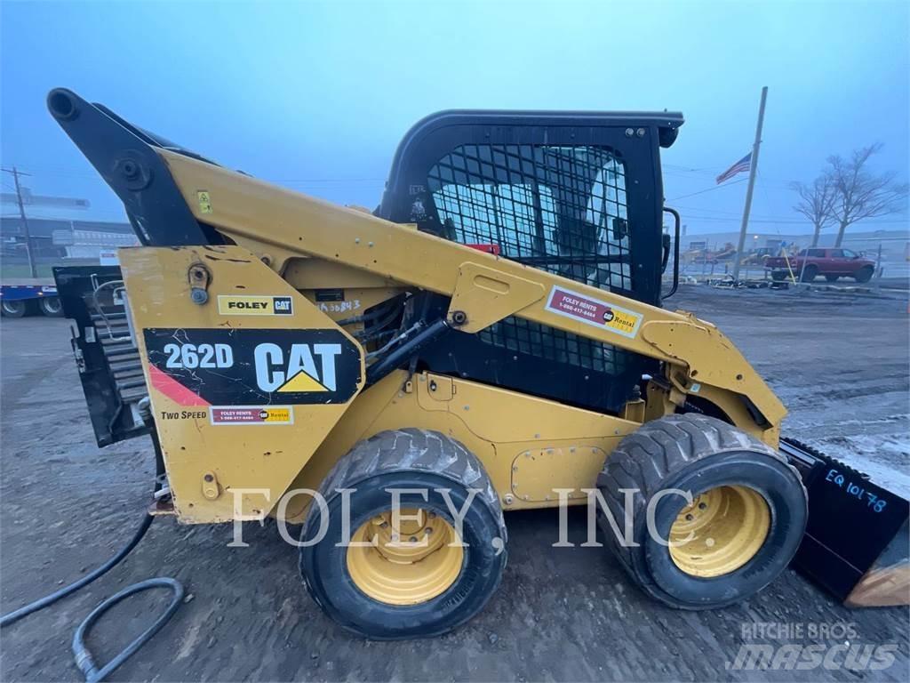 CAT 262D スキッドステアローダー