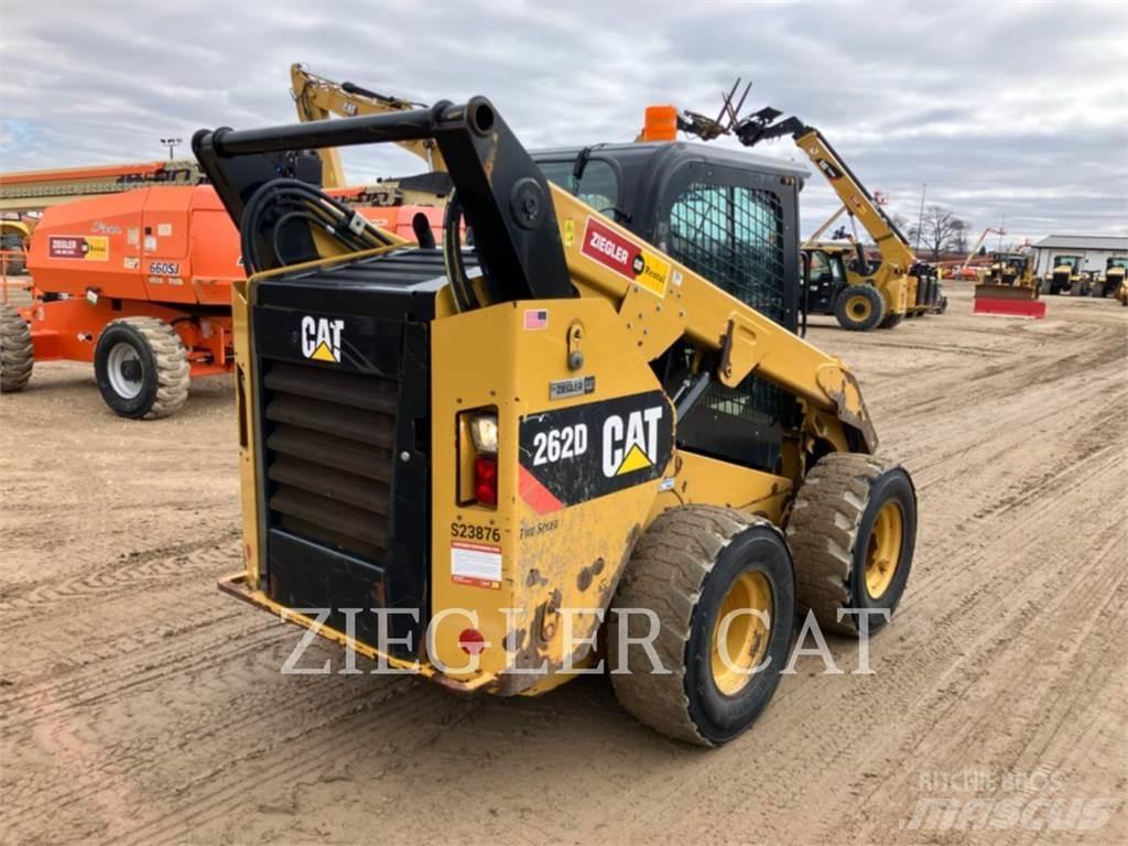 CAT 262D スキッドステアローダー
