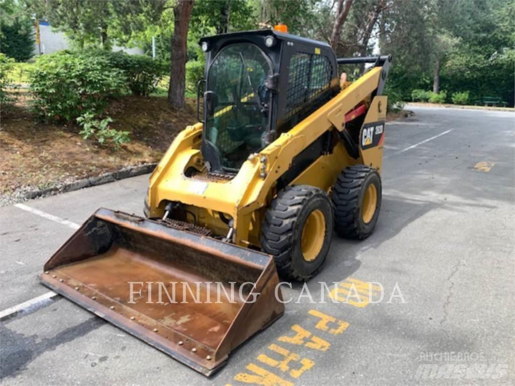 CAT 262D スキッドステアローダー