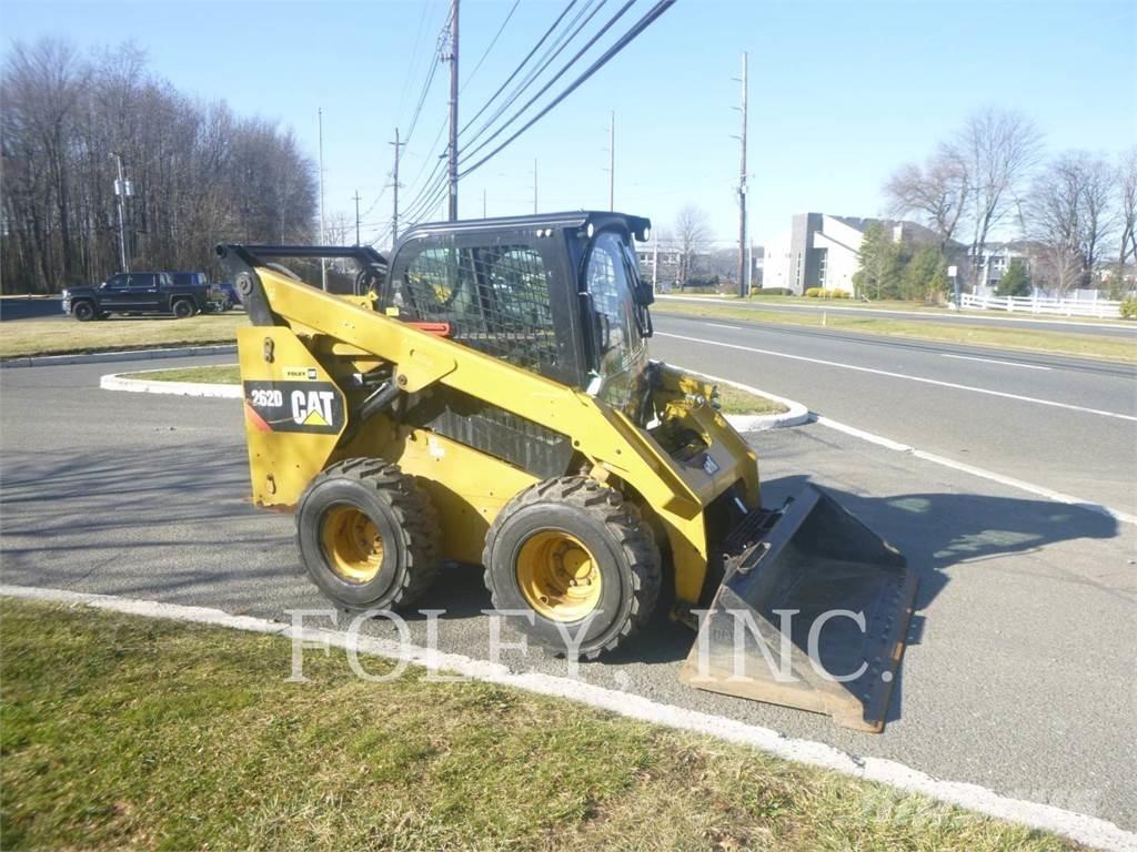 CAT 262D スキッドステアローダー