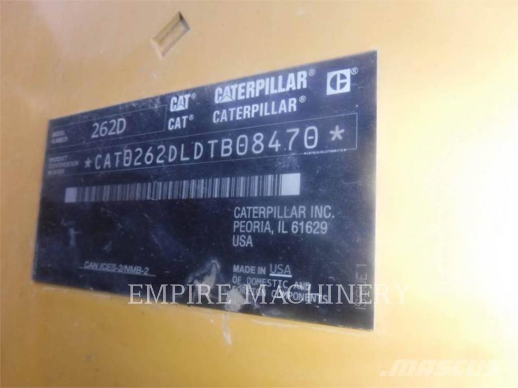 CAT 262D スキッドステアローダー