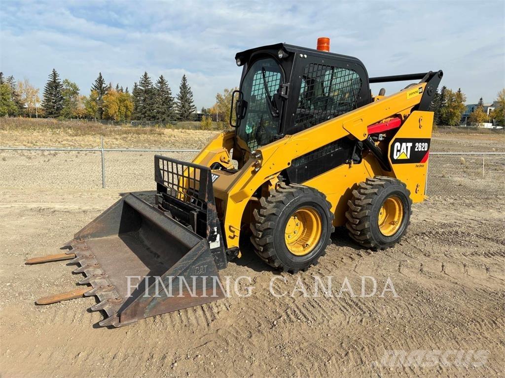 CAT 262D スキッドステアローダー