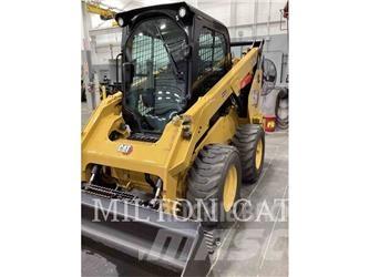 CAT 262D 3 スキッドステアローダー