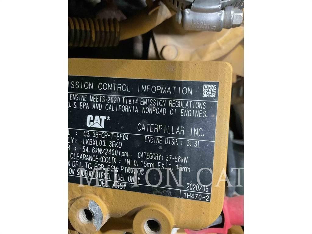 CAT 262D 3 スキッドステアローダー