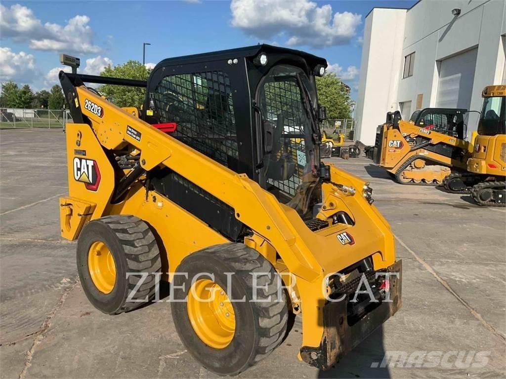 CAT 262D3 スキッドステアローダー
