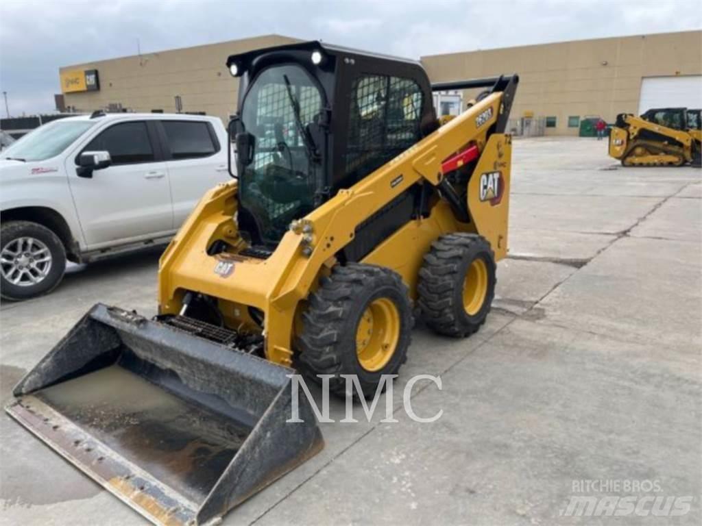 CAT 262D3 スキッドステアローダー
