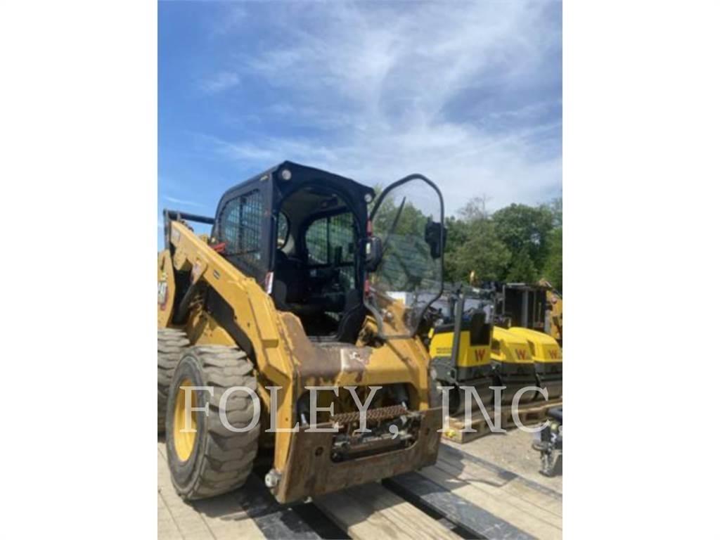 CAT 262D3 スキッドステアローダー