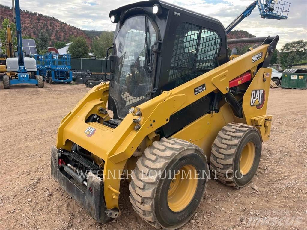 CAT 262D3 スキッドステアローダー