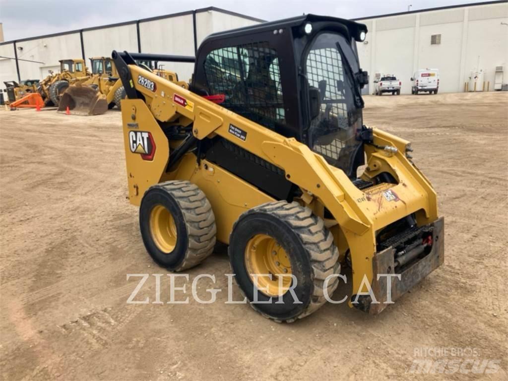 CAT 262D3 スキッドステアローダー
