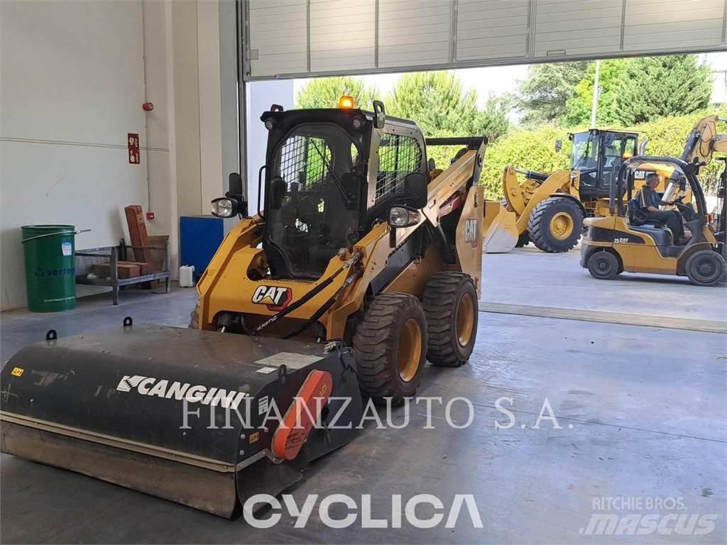 CAT 262D3 スキッドステアローダー