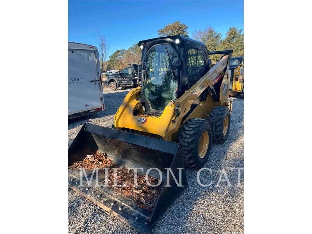 CAT 262D3 スキッドステアローダー