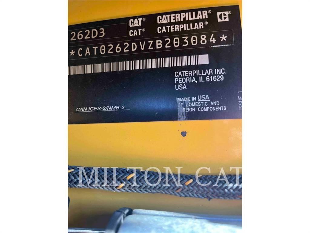 CAT 262D3 スキッドステアローダー