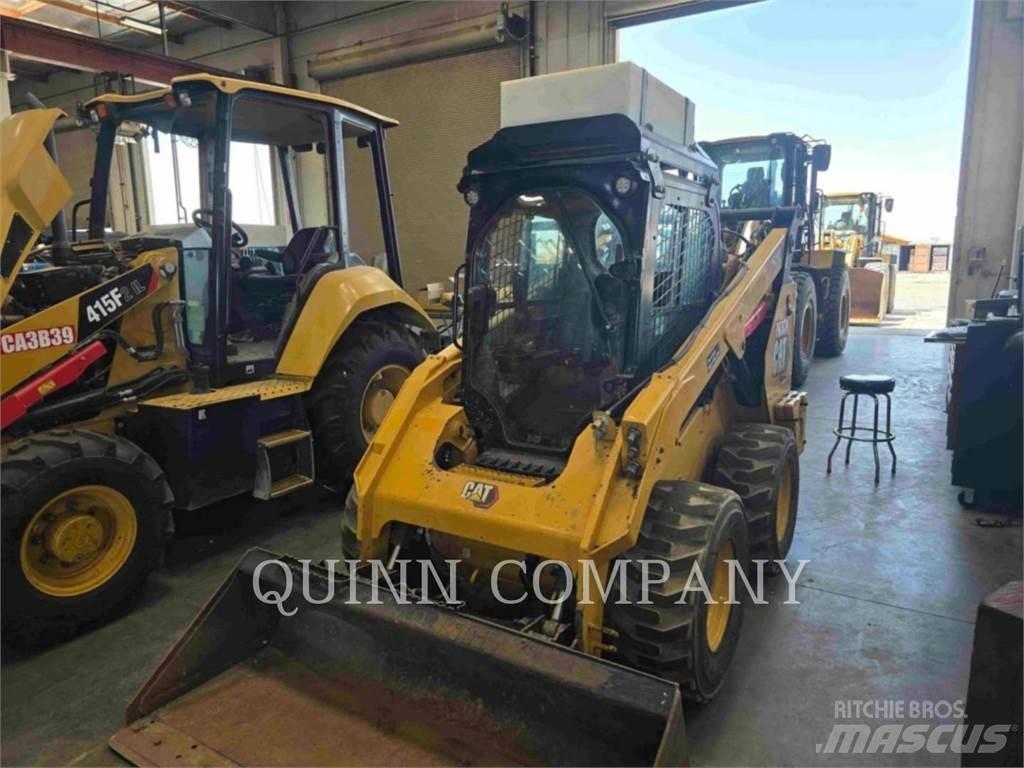 CAT 262D3 スキッドステアローダー