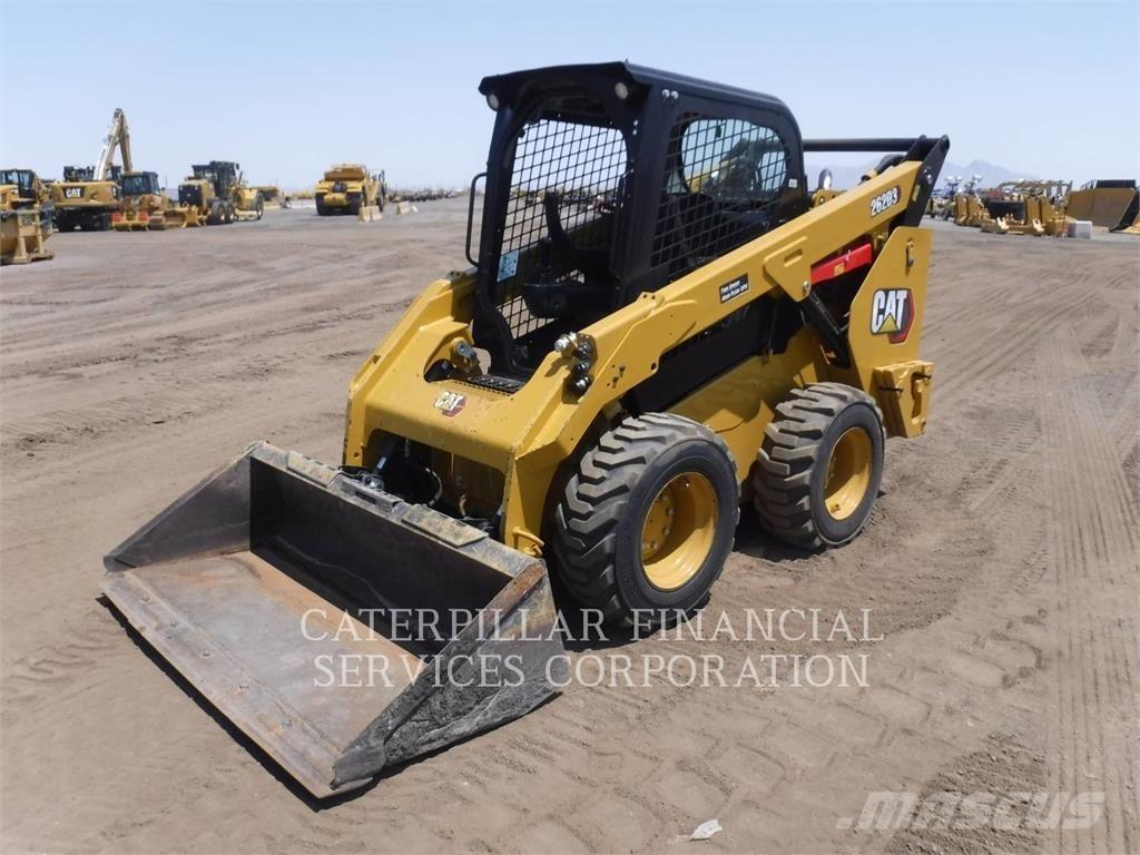 CAT 262D3 スキッドステアローダー