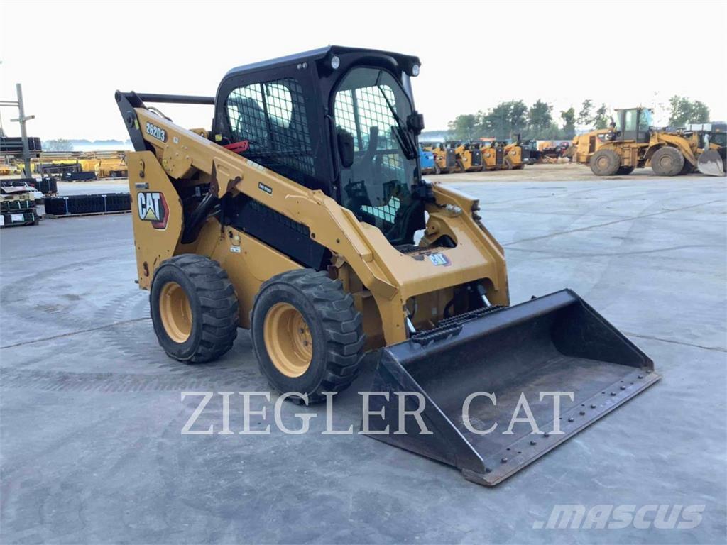 CAT 262D3 スキッドステアローダー