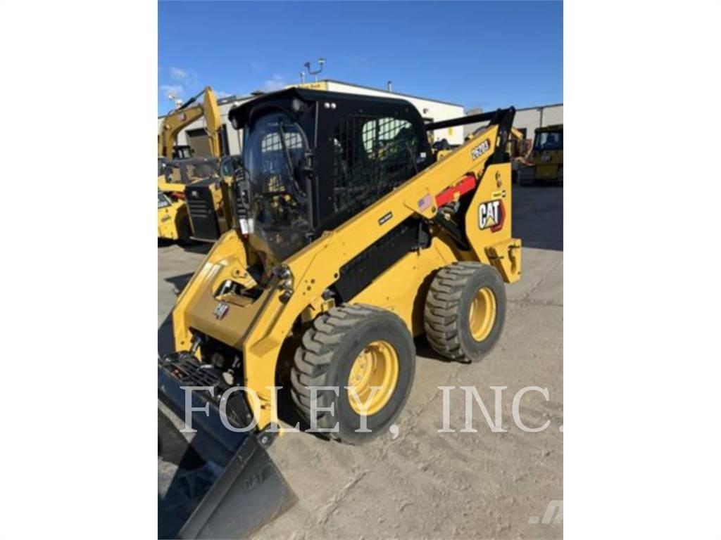 CAT 262D3 スキッドステアローダー
