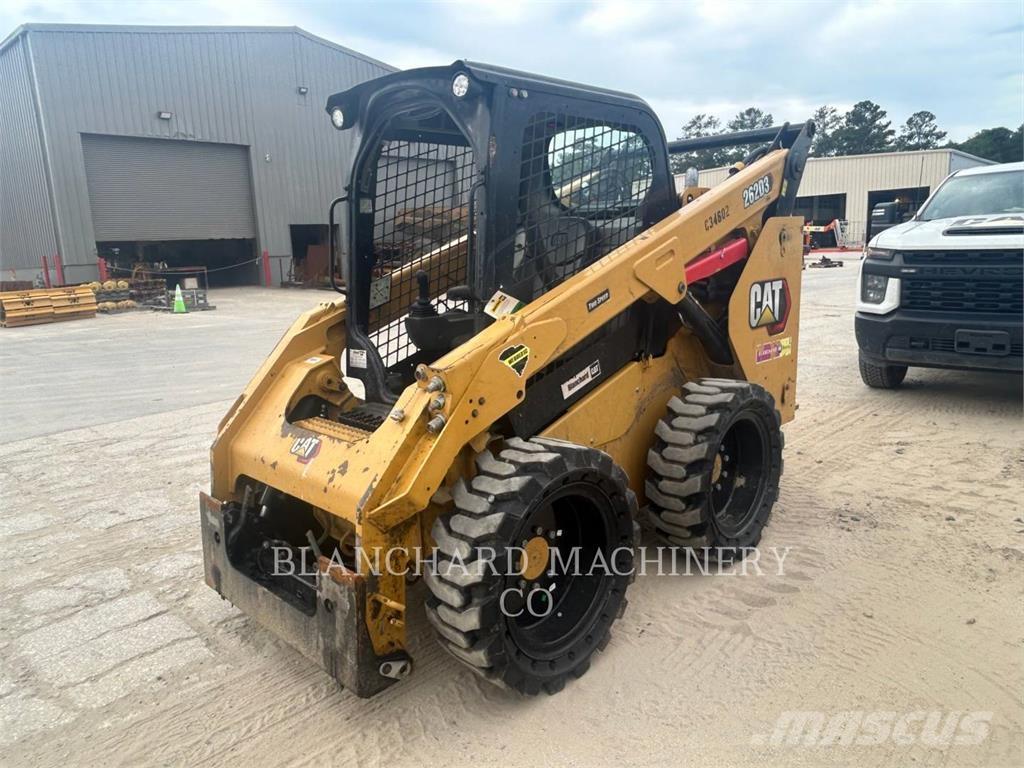 CAT 262D3 スキッドステアローダー