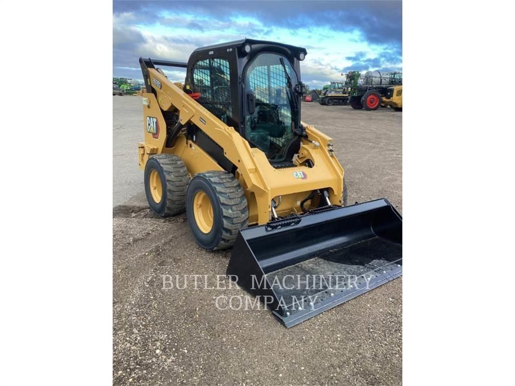 CAT 262D3 C3H2 スキッドステアローダー