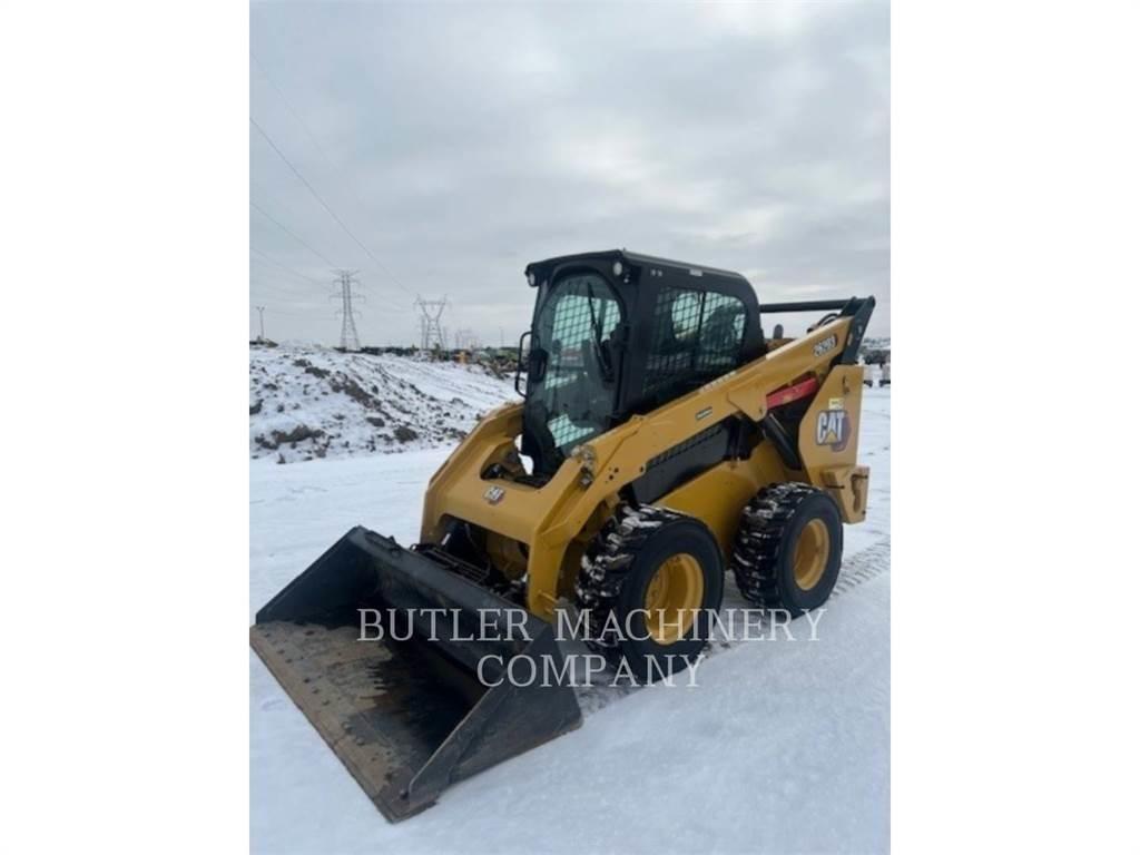 CAT 262D3 C3H2 スキッドステアローダー
