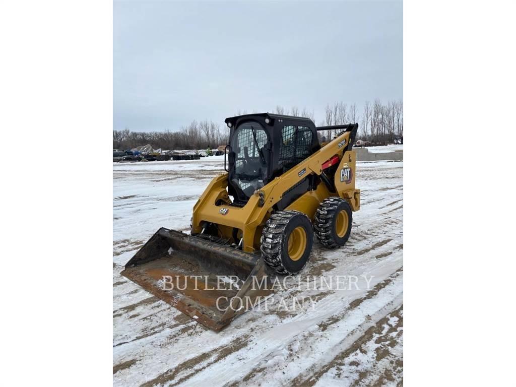 CAT 262D3 C3H3 スキッドステアローダー