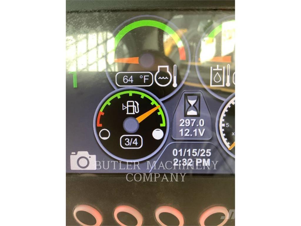 CAT 262D3 C3H3 スキッドステアローダー