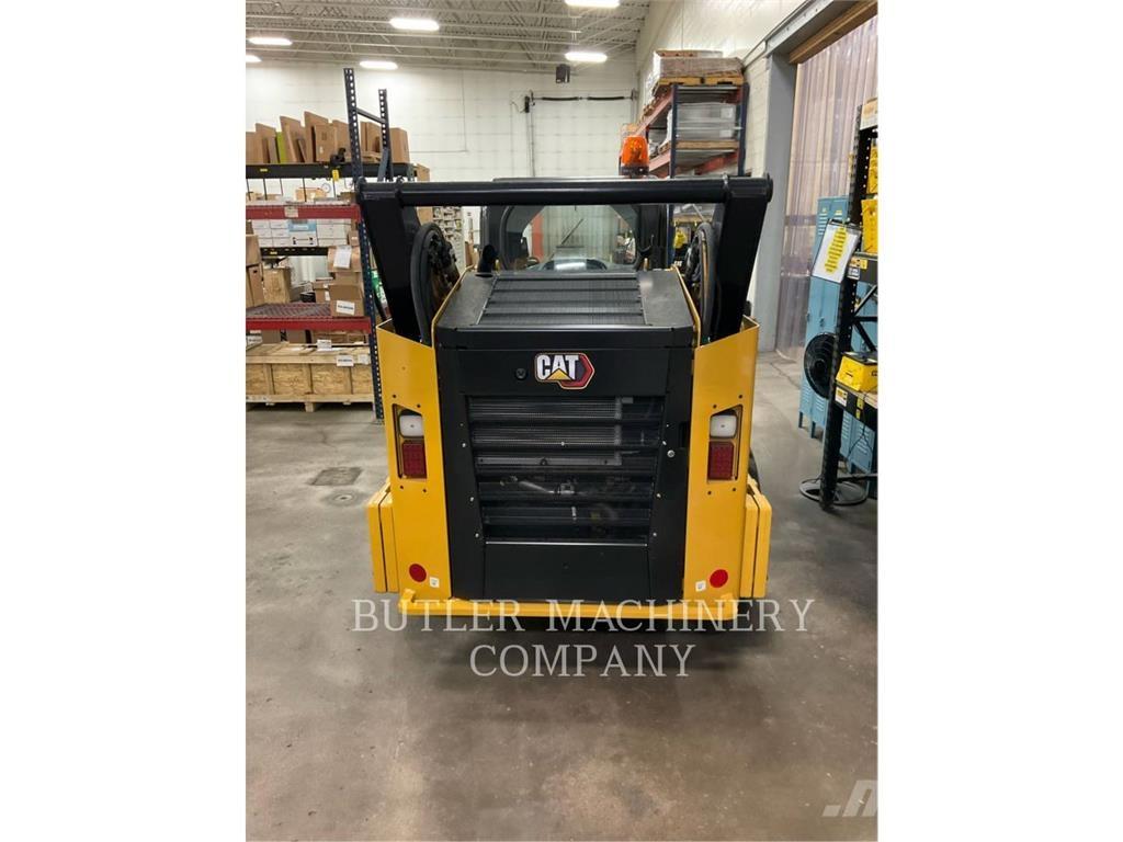 CAT 262D3 C3H3 スキッドステアローダー
