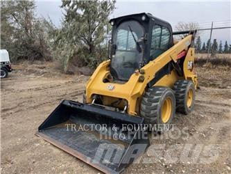 CAT 262D3 H2CB スキッドステアローダー