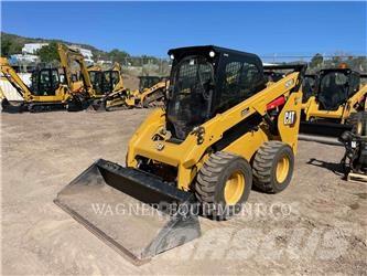 CAT 262D3 HF スキッドステアローダー