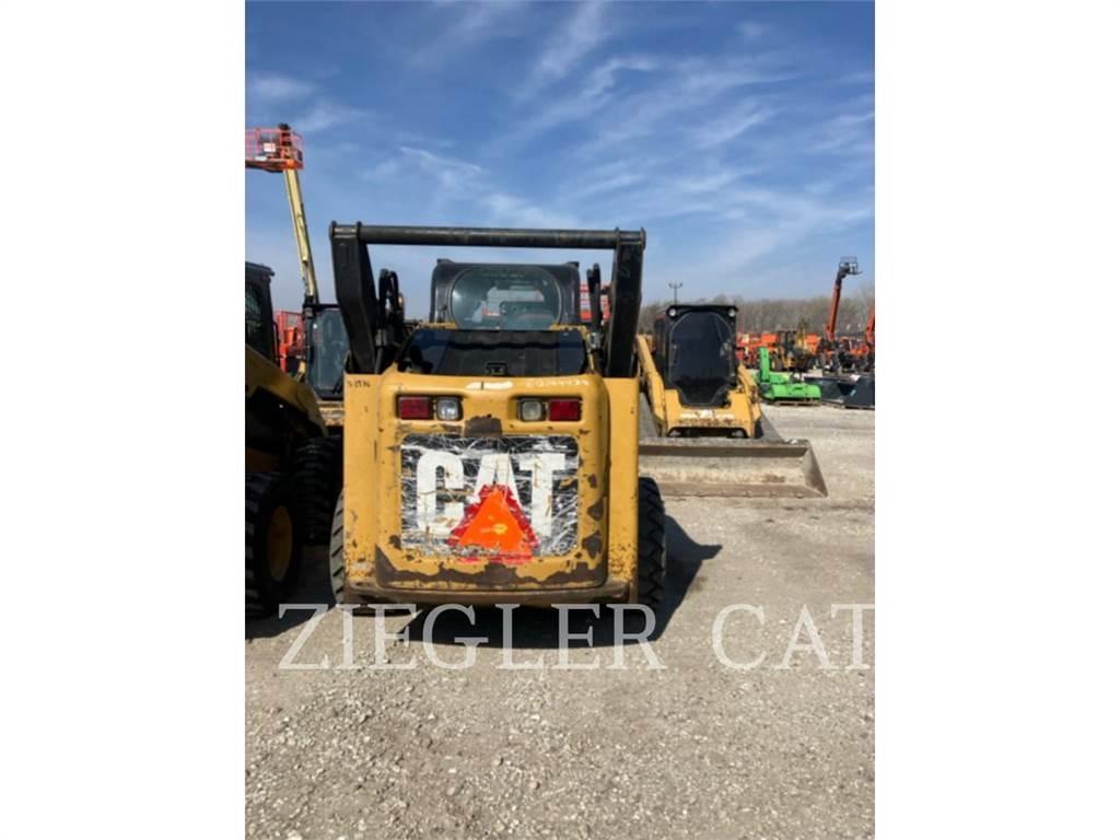 CAT 272C スキッドステアローダー