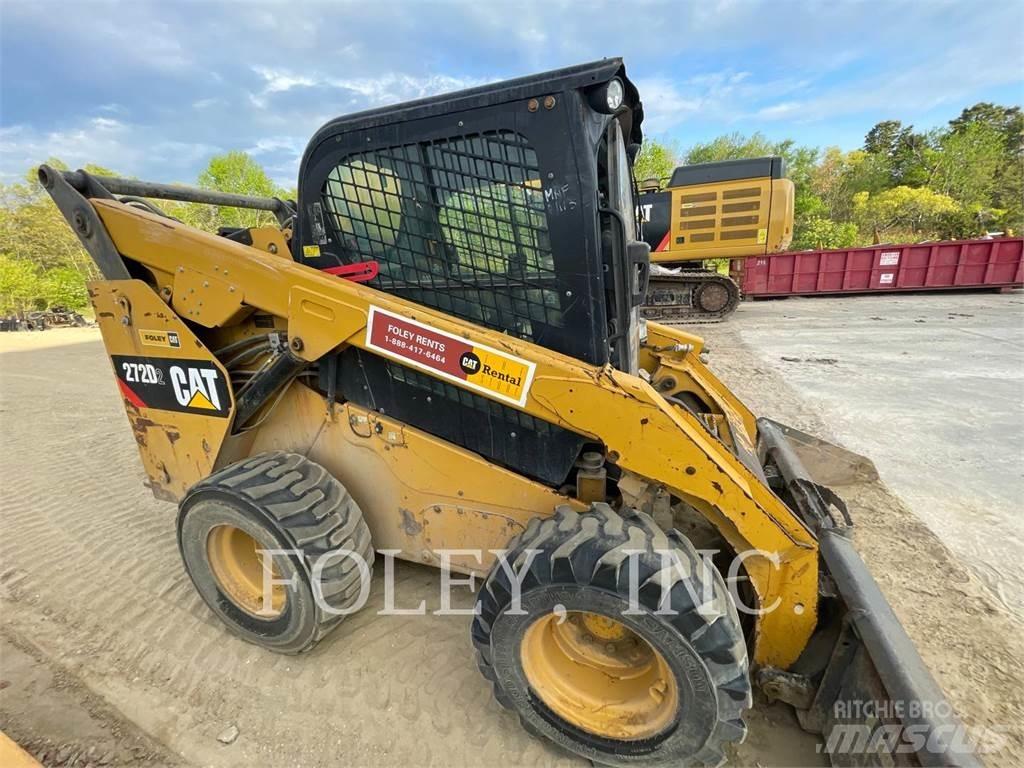 CAT 272D2 スキッドステアローダー
