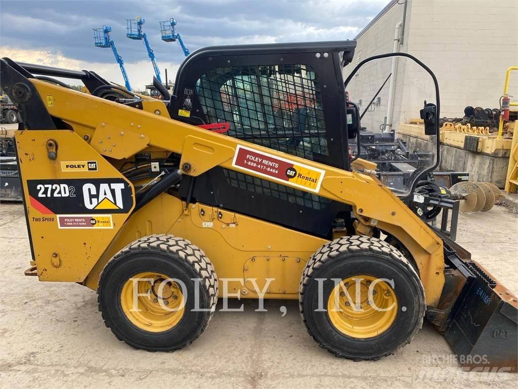 CAT 272D2 スキッドステアローダー