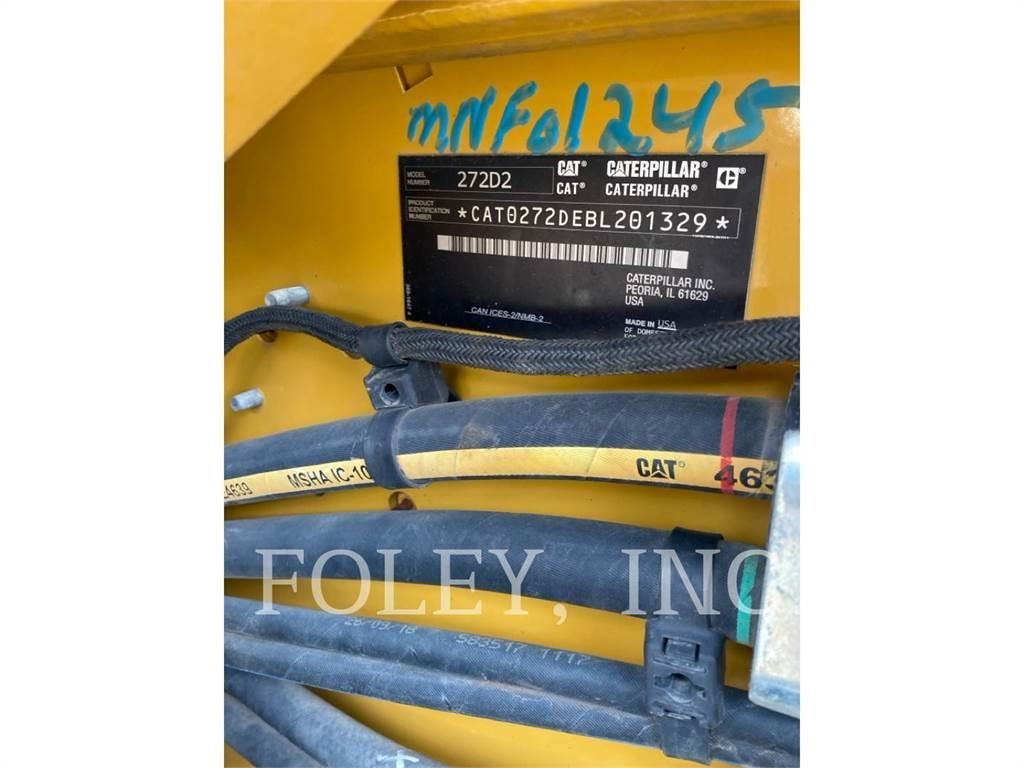 CAT 272D2 スキッドステアローダー