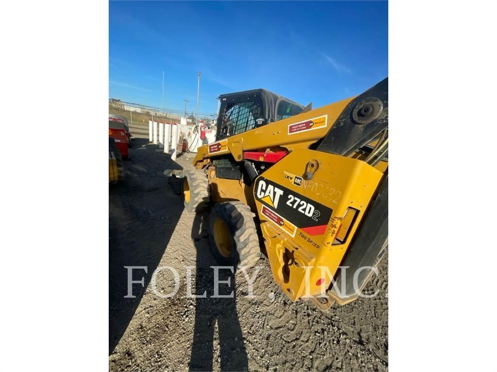 CAT 272D2 スキッドステアローダー