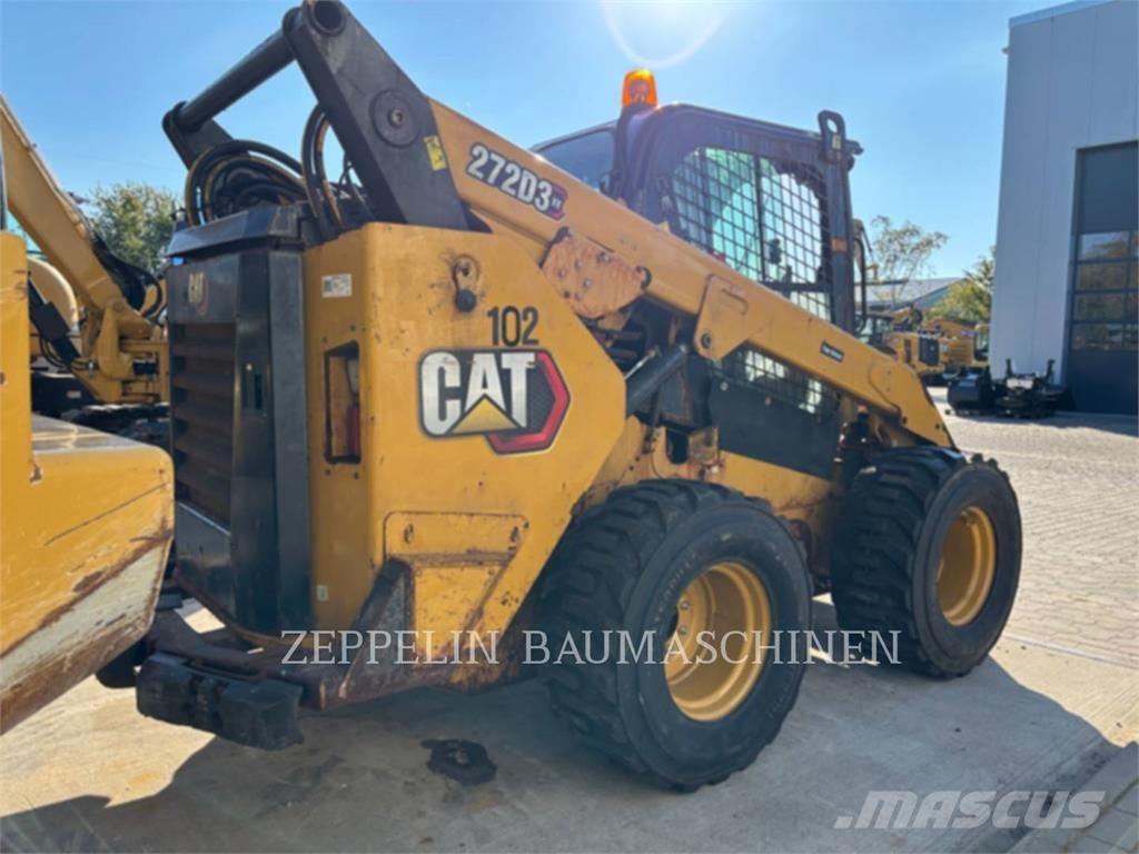 CAT 272D2 スキッドステアローダー