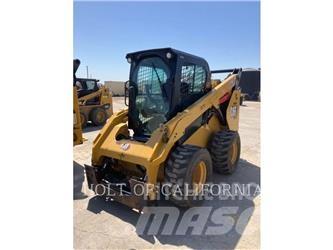 CAT 272D3 スキッドステアローダー