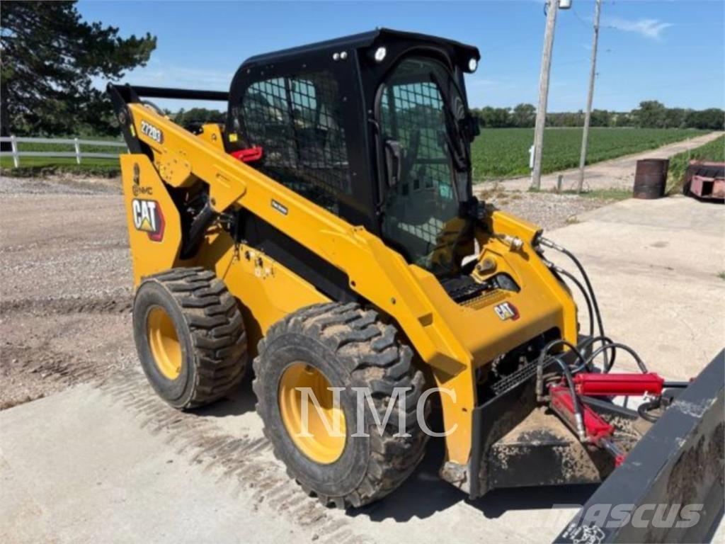 CAT 272D3 スキッドステアローダー