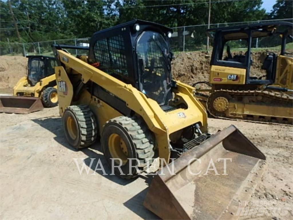CAT 272D3 C3H1 スキッドステアローダー