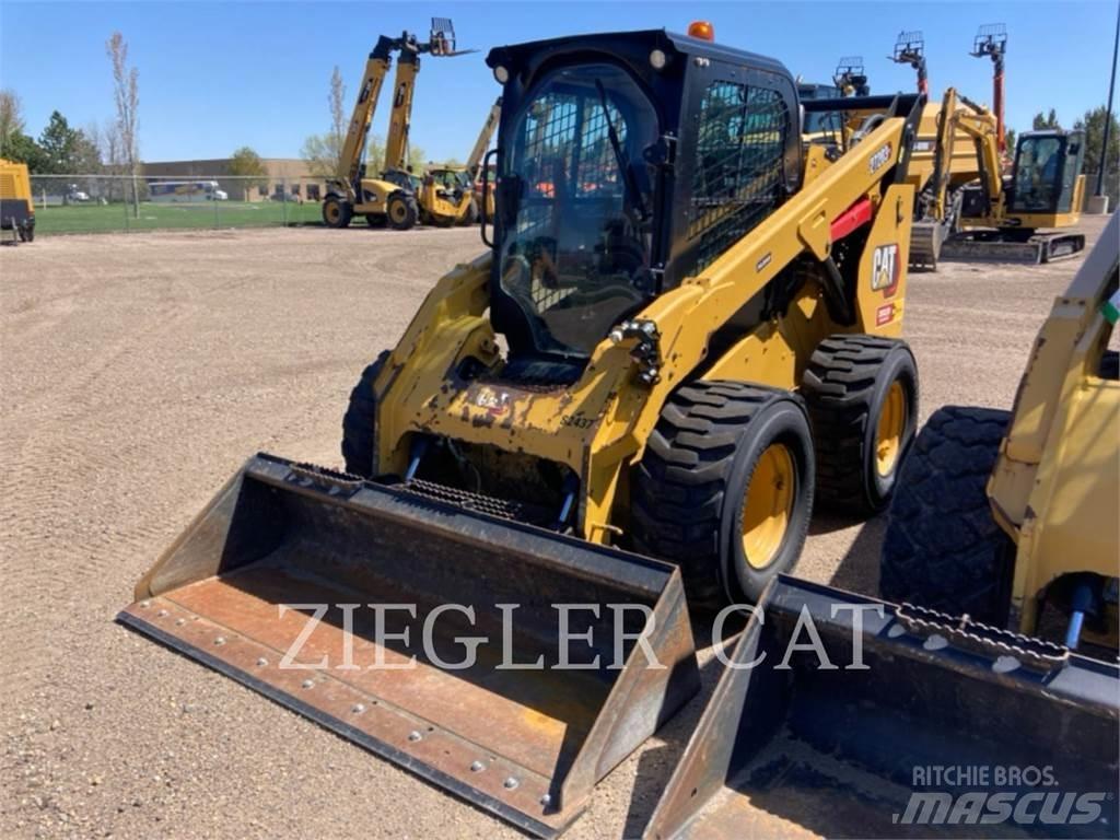 CAT 272D3XE スキッドステアローダー