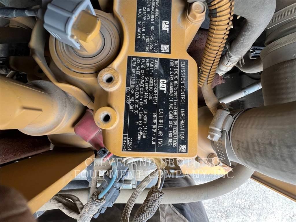 CAT 279D スキッドステアローダー