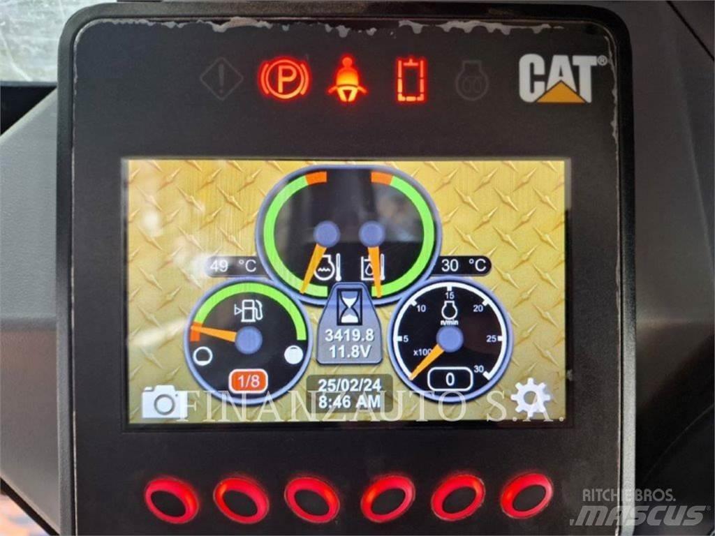 CAT 279D スキッドステアローダー
