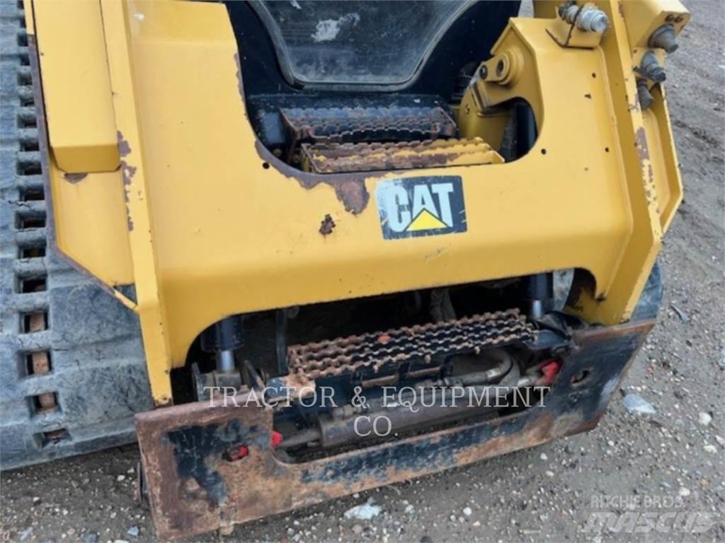 CAT 279D H2CB スキッドステアローダー