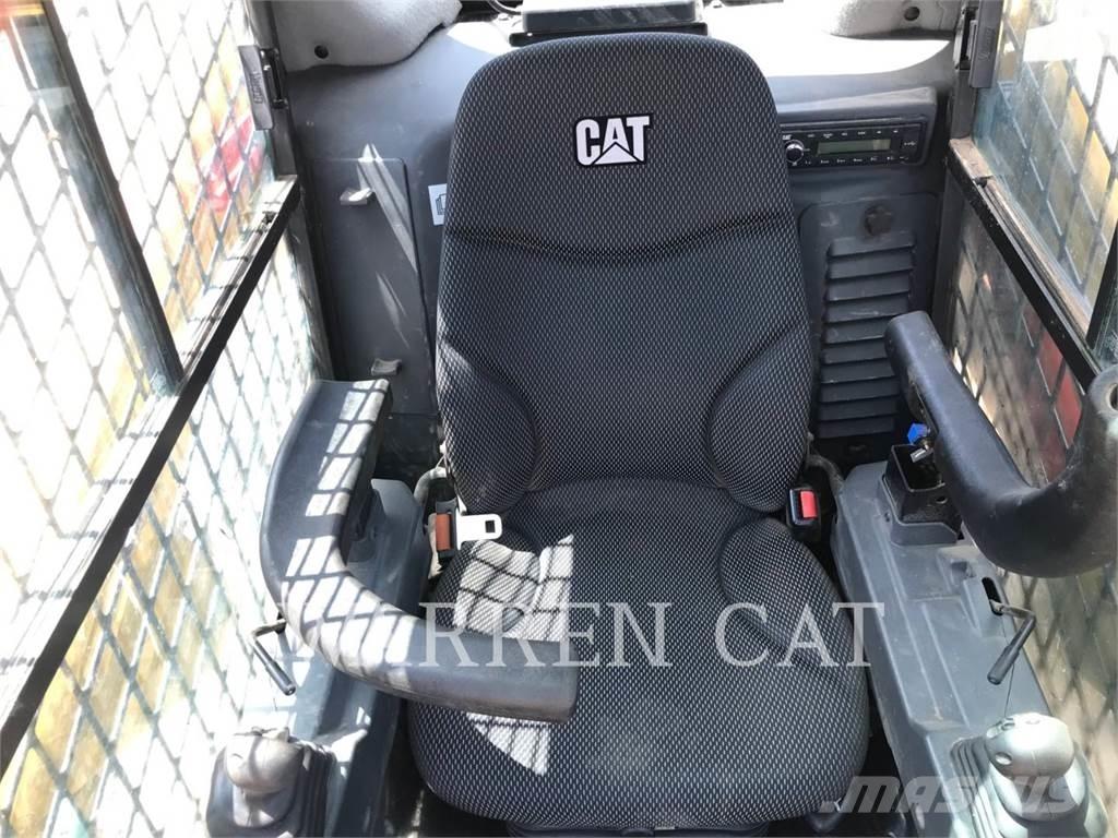 CAT 279D3 C3H2 クローラーローダー