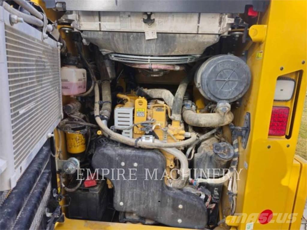 CAT 279D3 CA スキッドステアローダー