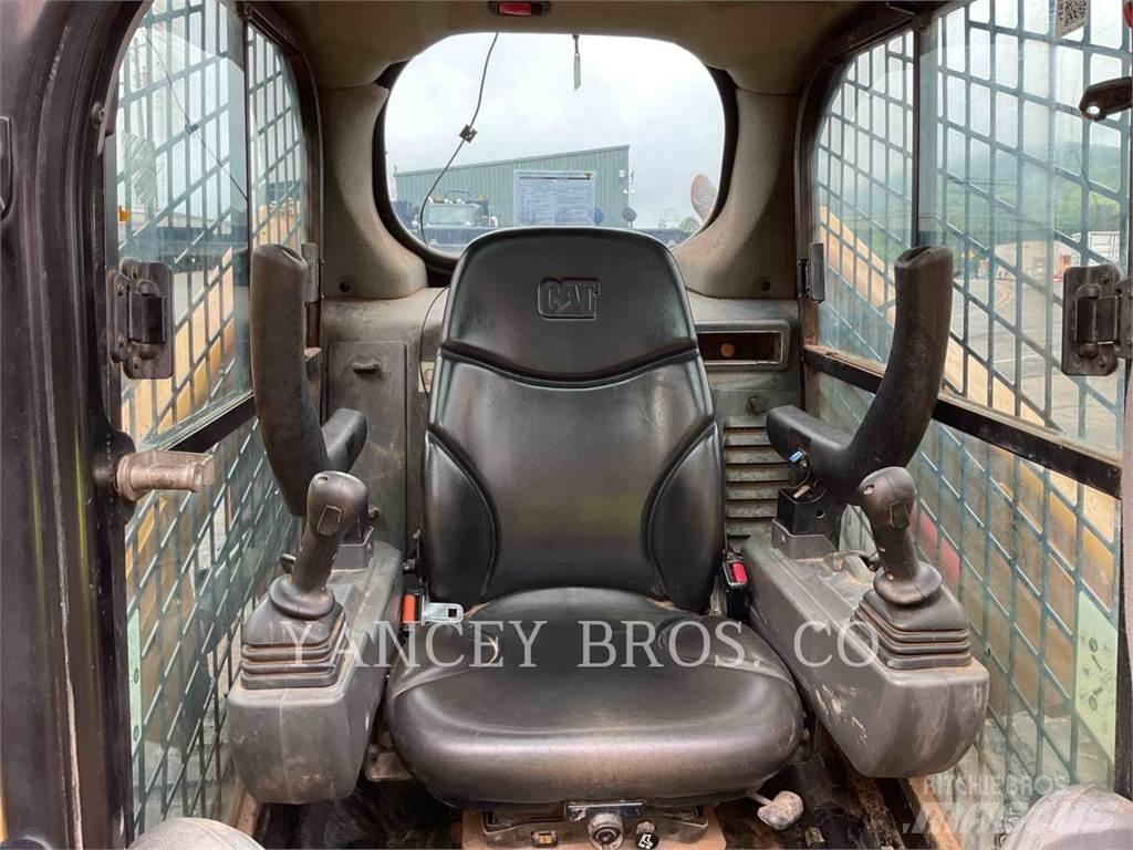 CAT 279D3 HF スキッドステアローダー